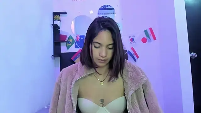 sapphire_brown20 live
