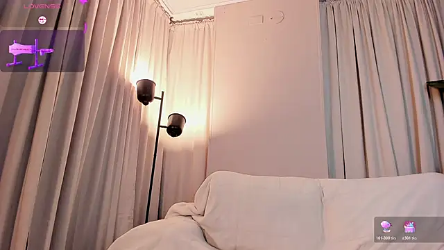 _EmilyRouge_ live