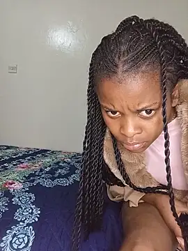 Lilshawrie21 live