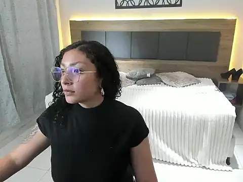 _h_a_n_n_a live