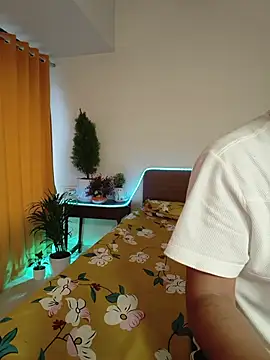 Girlsdaddy69 live