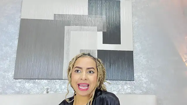 Lucia_jane live