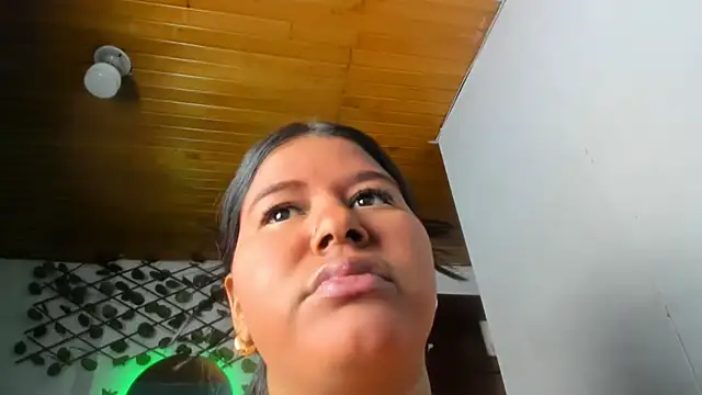 Ebony_luna live