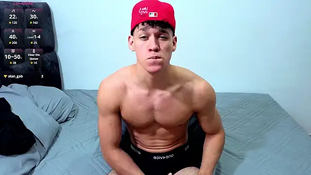Luke_Muscle live