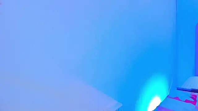 AnahiMiller2 live