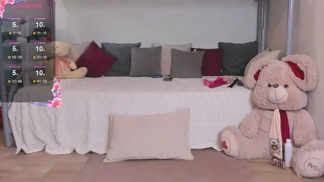 MadissonKiss live