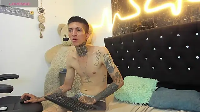 Jack_Emi_tq live