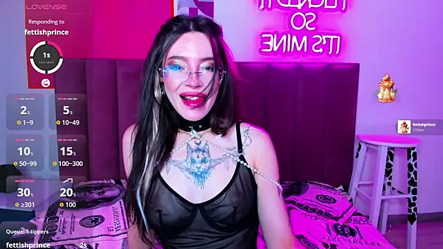 IvyDainty live