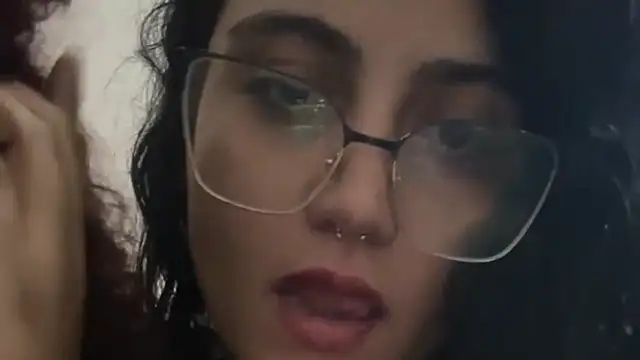 MENINAS_70 live