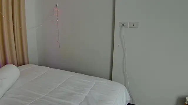 rainy_purple live