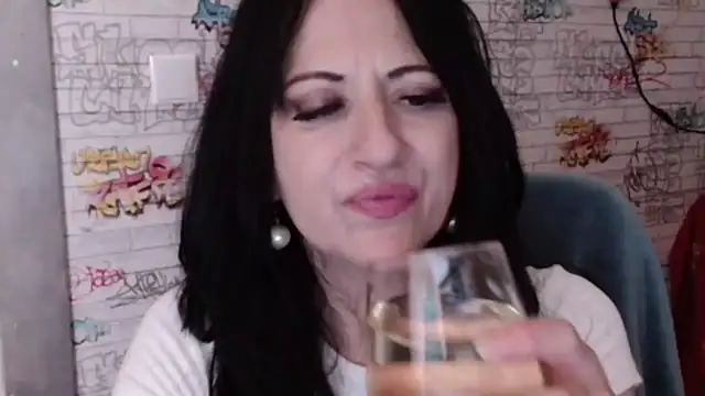 DebraMilf live