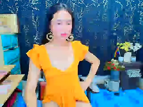JillianWard17 live
