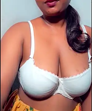 Teena_Silva live