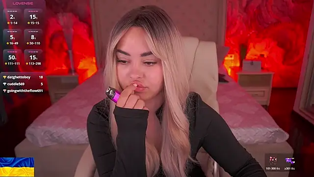 SusieWood live