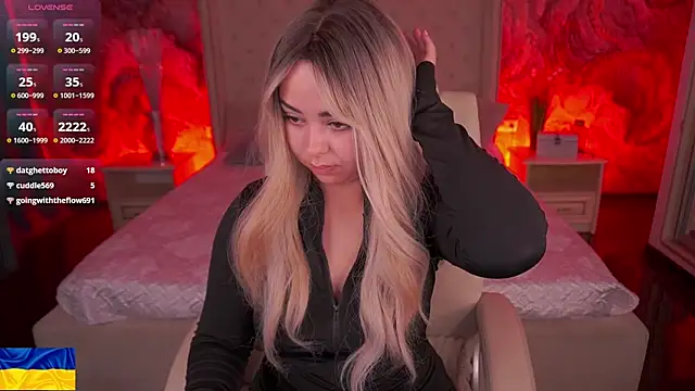 SusieWood live