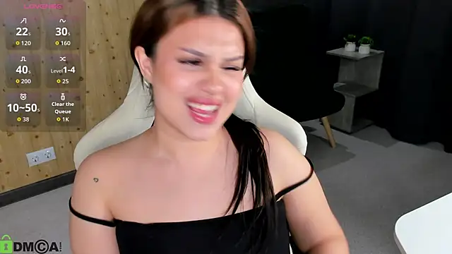 nicolewoss live