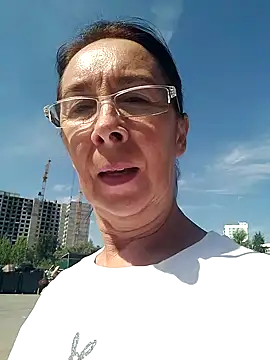 Celine_Faer1 live