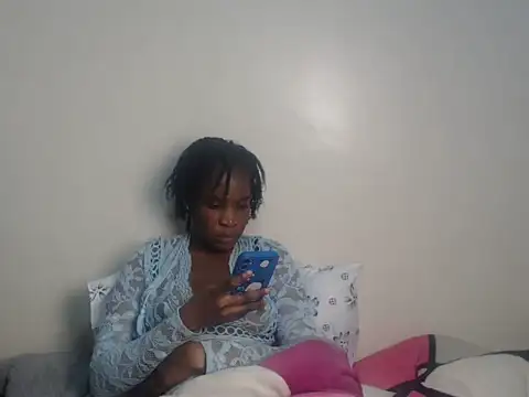 Prettypixxiee live