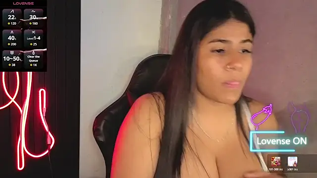Rubi_boobs_ live