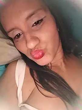 hot-cami live