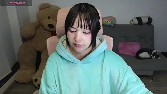 KuroChan420 live