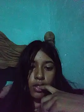Queen_Pao live