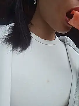 Hily_wet live