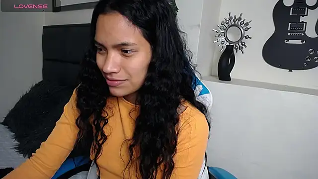 Julieta_Parker live