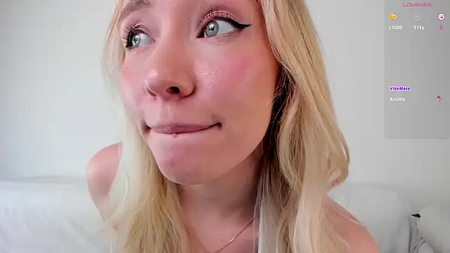 DanaCandy live