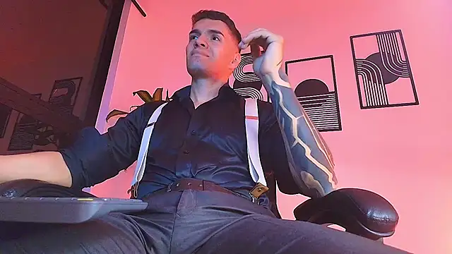 ALPHA_DOMINUS_ live