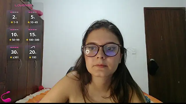 MadieeLorez live