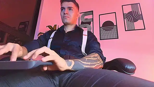 ALPHA_DOMINUS_ live