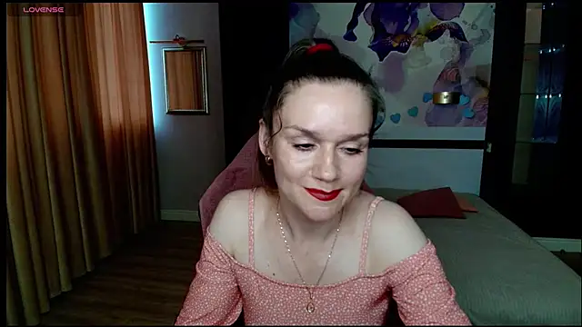 AriaGray live