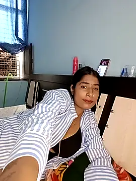 ShanayaRoseXO live