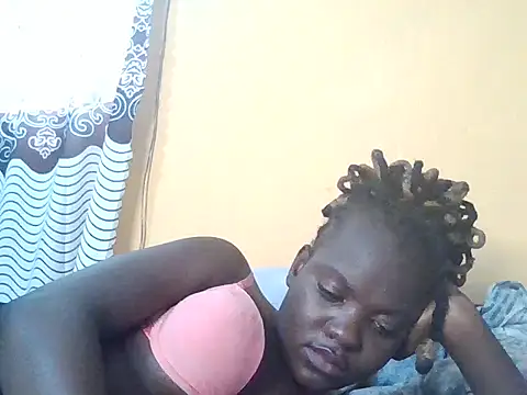 Cocoa_petite live