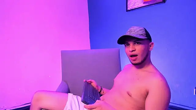 TomasDuquee live