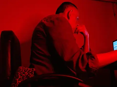 AlekNoir live