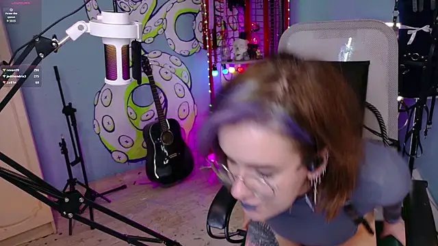 Cumpotik_Eve live