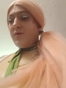 sissytrapdolly24 live