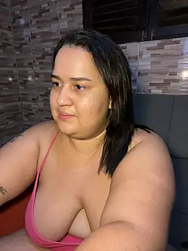 yesmiia live