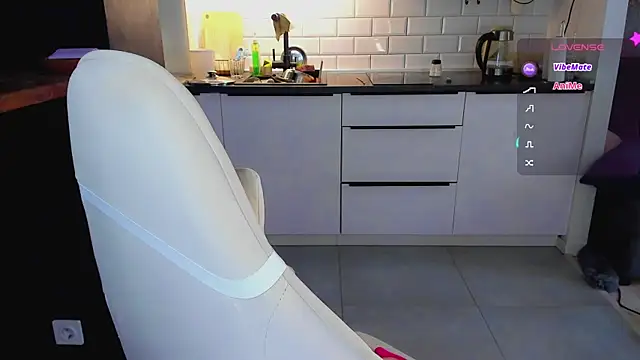 blonde_kellyy live