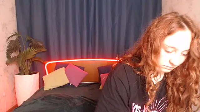 ModelGyrl live