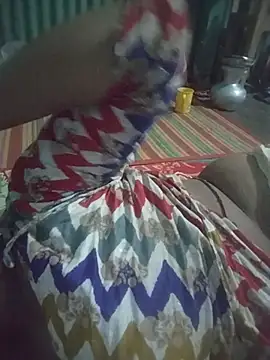 Romantic-Couple999 live