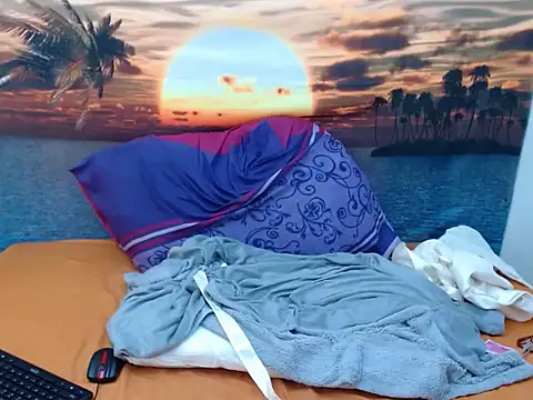 VelvetVixenMilf live