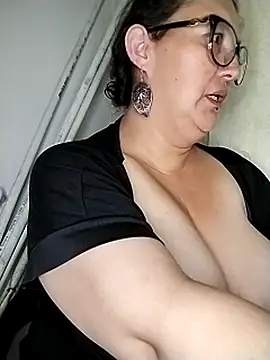 _Saraqueen-- live