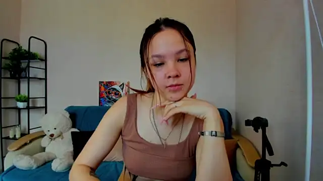 MirandaHolms live