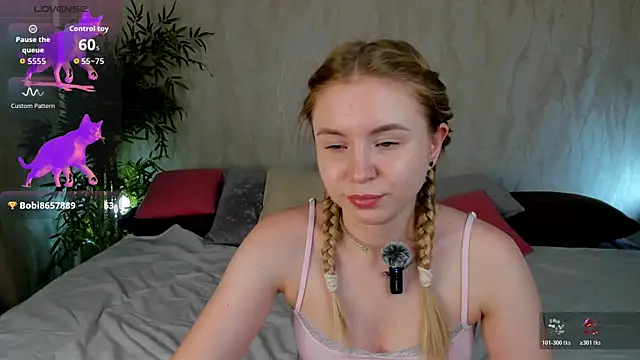 Linda__Bloom live
