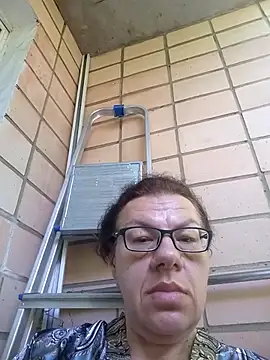 Olena72531 live