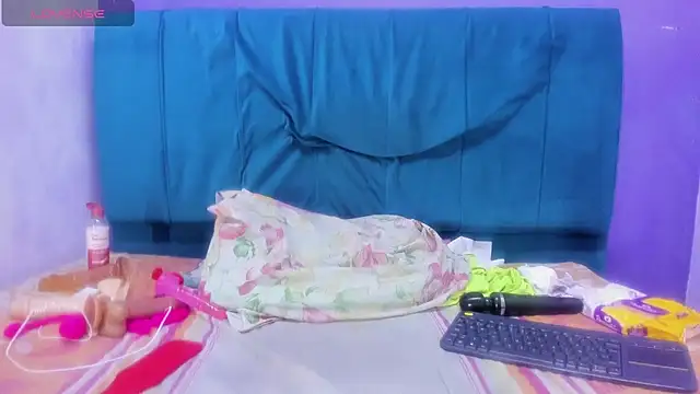 andrea_lopeez live