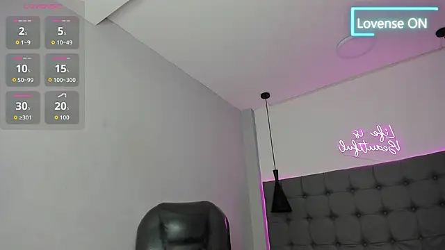 scarletcherry18 live